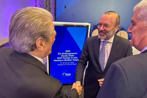 484825499 1373398434141255 8675888961799874839 n.jpg?stp=dst jpg p526x395 tt6& nc cat=111&ccb=1 7& n.jpg