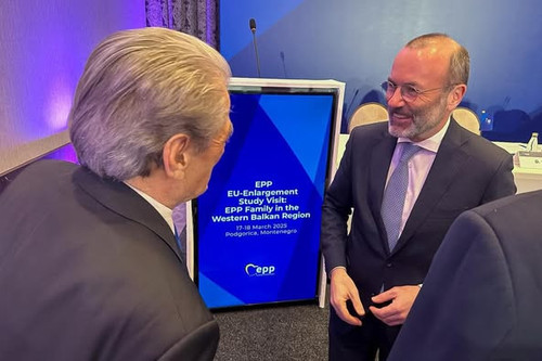 484512064 1373398430807922 8343557855255768233 n.jpg?stp=dst jpg p526x395 tt6& nc cat=101&ccb=1 7& n.jpg