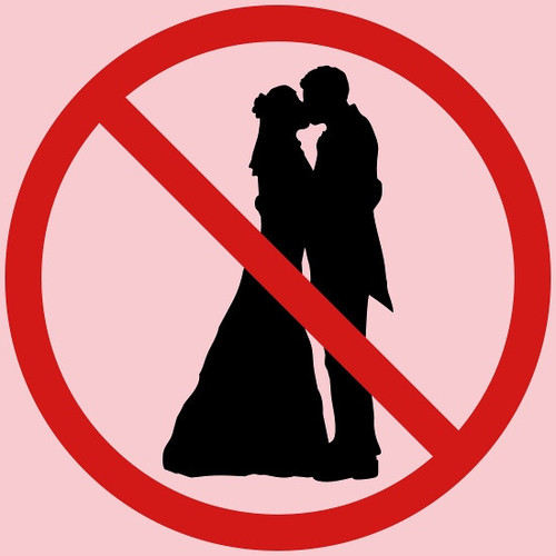 no wedding forbidden sign kissing couple single ca mens t shirt.jpg