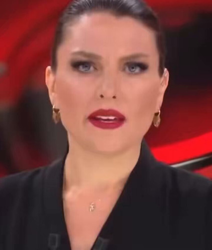 ez uE4qB8vURuS3p.jpg