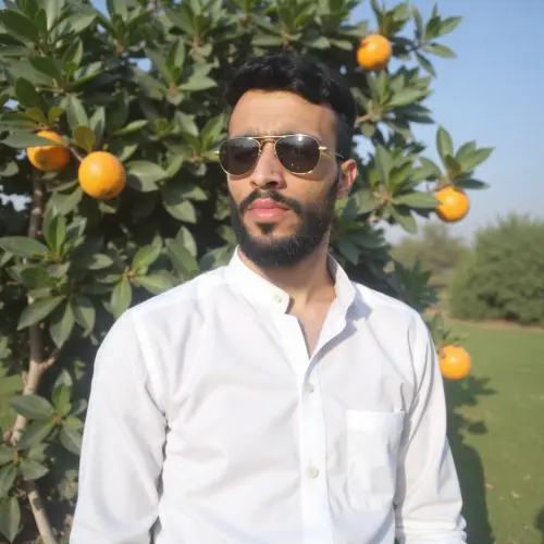 cm7sk3fpxn494o5159pgz8uci lora 1 0.webp