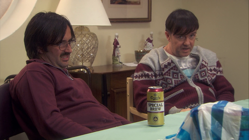 Derek.S01E01.1080p.NF.WEB DL.AAC2.0.H.264 playWEB 005.png