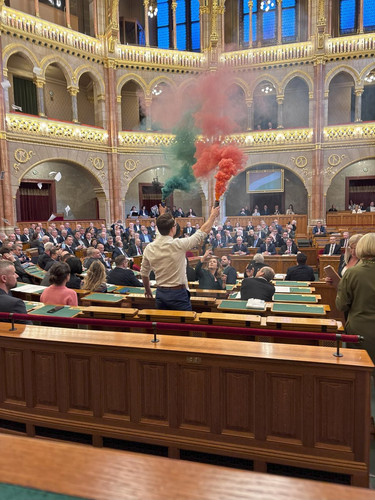 GmU3 ElXMAA VYO?format=jpg.jpg