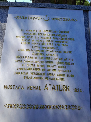 GmTC08iXoAATHhP.jpg