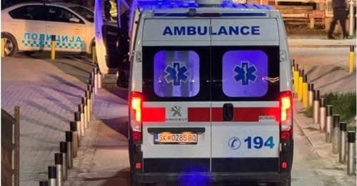 17536683513285803329?url=https%3A%2F%2Fshqiptarja.com%2Fuploads%2F780x440%2F1742214096 ambulance.jpg.jpg