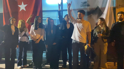 KMRZgrirxo50Txy .jpg