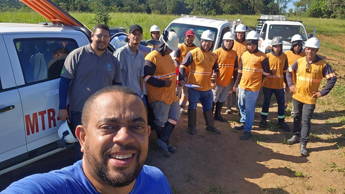 Realização de DDS com equipe Mistral e Metron para sondagem no Sítio São João.jpg