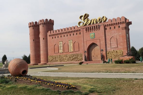 480746341 686088013770216 1337610244621123464 n.jpg?stp=dst jpg p526x395 tt6& nc cat=105&ccb=1 7& nc.jpg