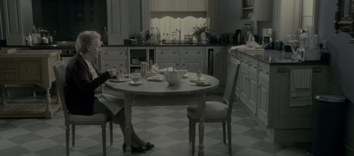 A Dama de ferro (2011) The iron lady (Phyllida Lloyd) Meryl Streep, Jim Broadbent 2160 HDR 002.png