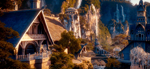tumblr 5e4a2b28aaa4aa466c3a79de4c637a5e 32e361a1 540.gif