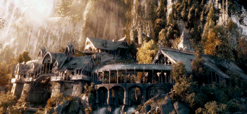 tumblr 254c0b970fd103347600765e1b8080b6 4543e145 540.gif