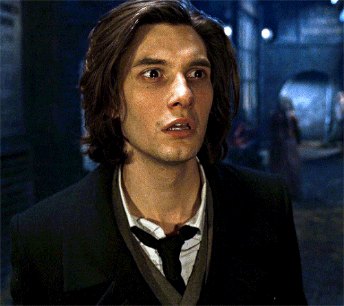 tumblr dfefc15c3695d1a96a565f59c889bac8 39c60d4f 540.gif