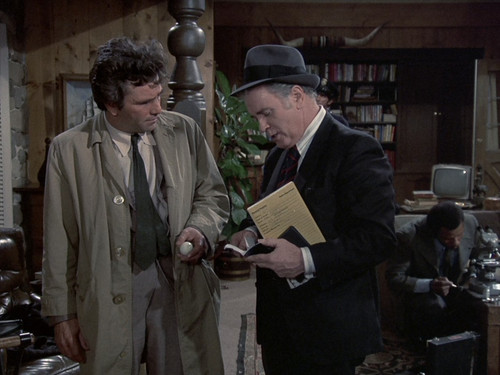 Columbo.S03E01.Lovely.But.Lethal.1080p.BluRay.2xCZ EN.AC3.x265.HEVC My.mkv snapshot 00.19.39 [2025.0.jpg
