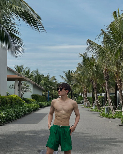 Photo by 김지욱 on February 16, 2025. Có thể là hình ảnh về 1 người và trang phục thể thao..jpg