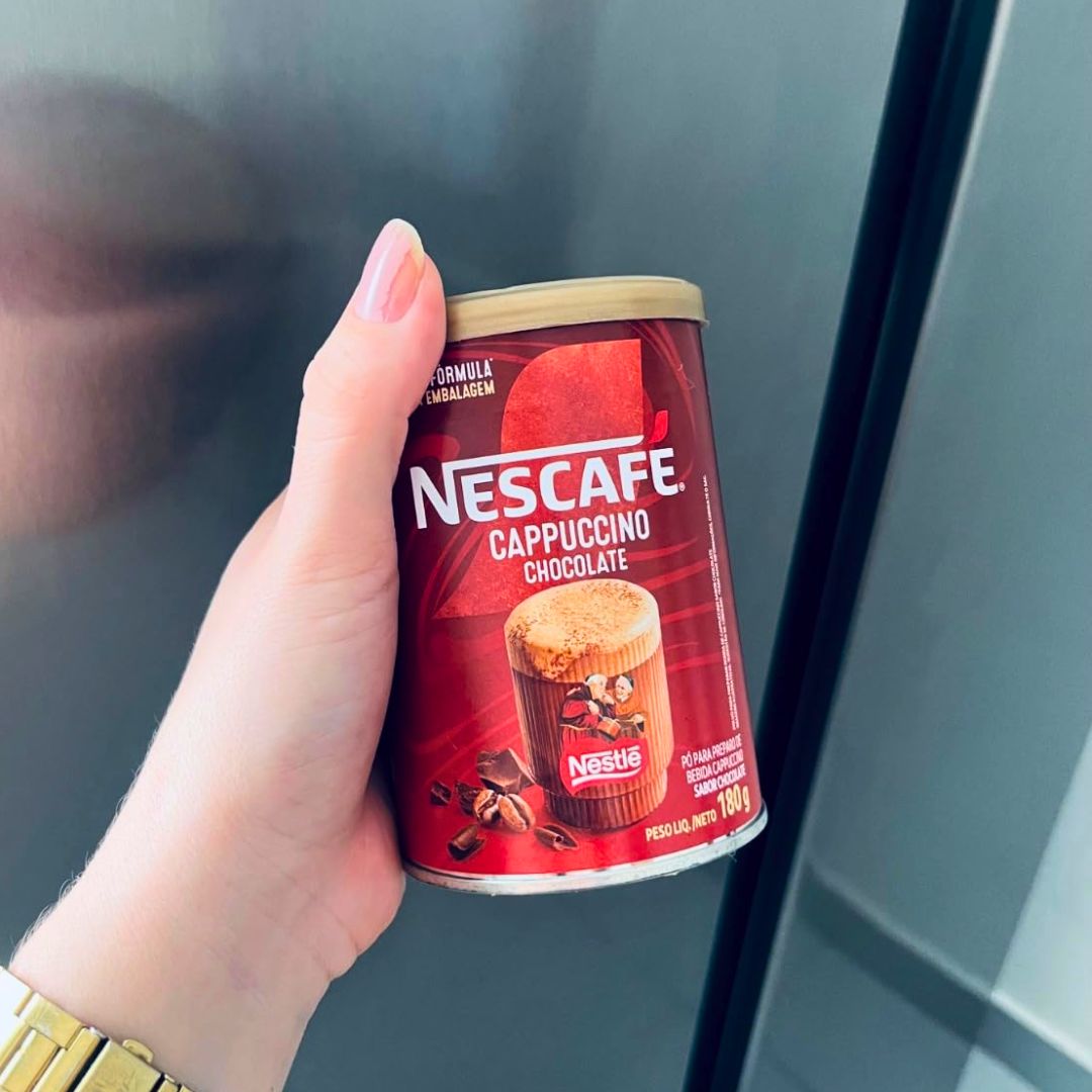 Café Solúvel Nescafé Cappuccino Dois Frades Lata 180g