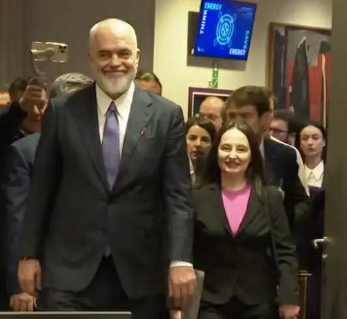 483779493 681704531042103 4854839981961741702 n.jpg? nc cat=105&ccb=1 7& nc sid=833d8c& nc ohc= 5i15.jpg