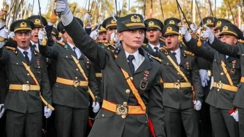 GioNaIwXEAAn GC?format=jpg.jpg