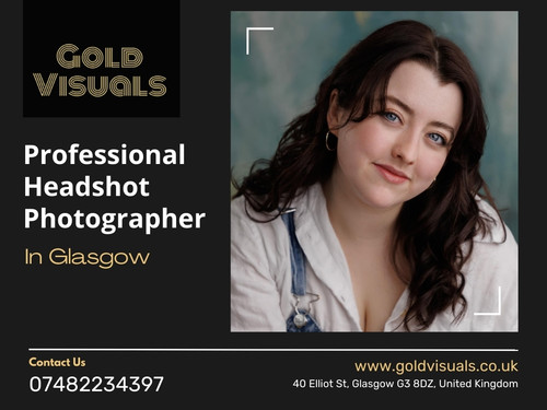 Professional Headshot Photographer in Glasgow  - Gold Visuals.jpg