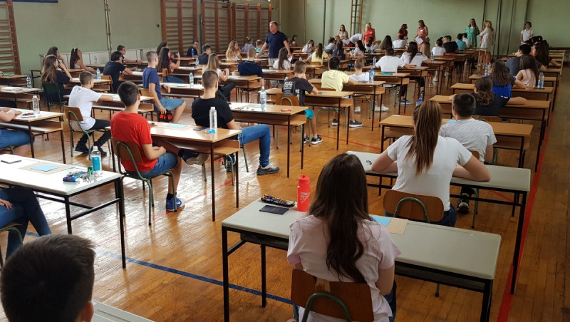 Odloženo polaganje probnog završnog ispita!