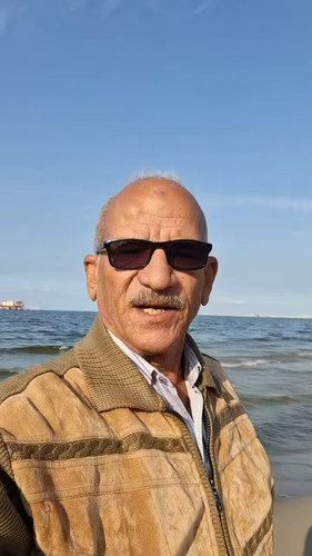 8e5cJRb b meBwiv.jpg