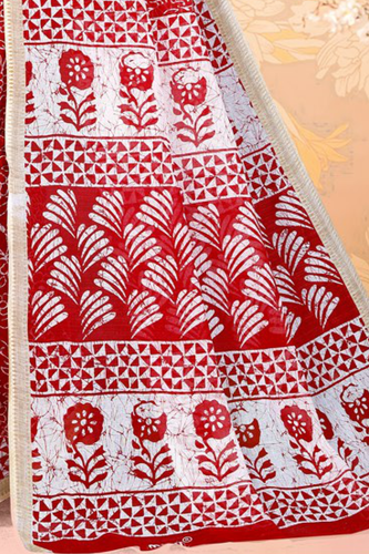URTA PANKHI Milano Red Pallu view.png