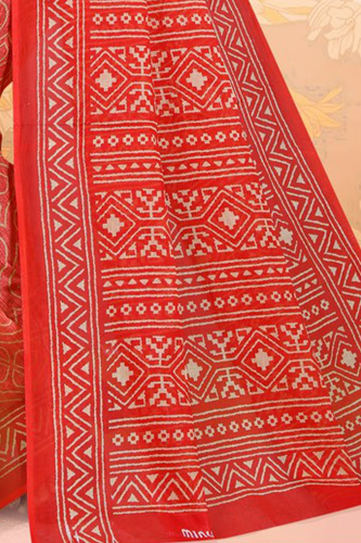 URTA PANKHI Persian Red Pallu View.png