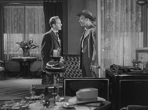 cap Gunplay.1951.DVDRip.x264 GQ 00 30 12 03.jpg