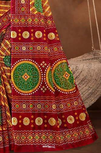 Subhghari Dark Maroon Pallu View.png