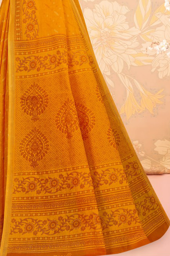 URTA PANKHI Carrot Orange Pallu View.png