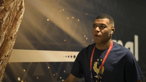 vuA0N8JBYyYIXP x.jpg