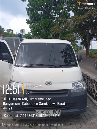 mobil depan.jpg