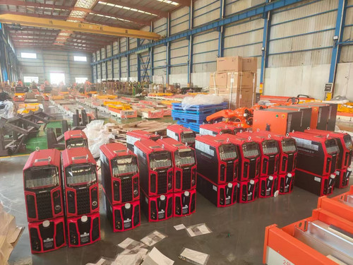 Megmeet automatic welding machines are delivered to Honglu in large scale.jpg