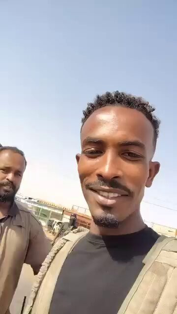 d okH34FtY1hEiLd.jpg