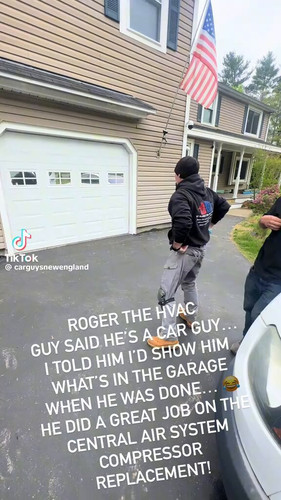 lU1uL5DEg Coy9ay.jpg