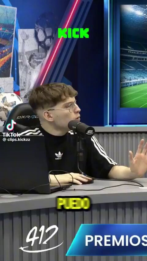 q Km7wJq6cQ8HtAX.jpg