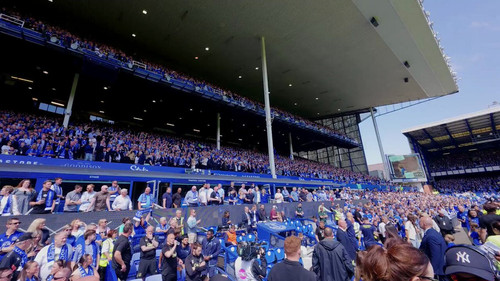 SLOuKR oN5LZwYbs.jpg