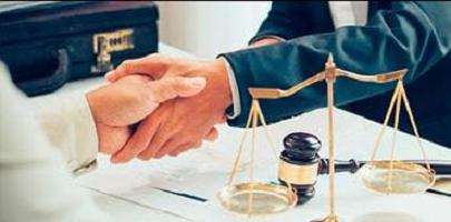 estate planning attorney.png
