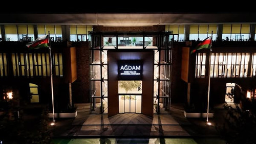 499996621 1052226340337439 1829840597008158958 n.jpg?stp=dst jpg s600x600 tt6& nc cat=109&ccb=1 7& n.jpg