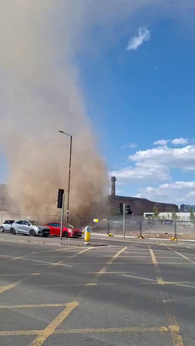 IiOvhpm2f NYMPnt.jpg