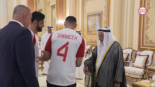 cJ HtZKHcH2Rf1 7.jpg