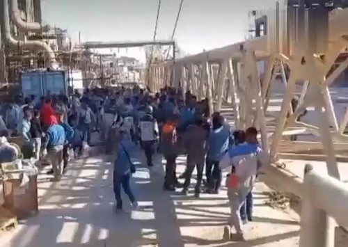 Azng mrWnh02ITZi.jpg