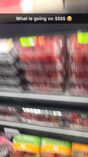 GY7nMqGxVNaeVzs5.jpg