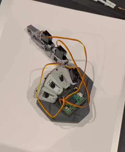 pHvFF U41L qmRHK.jpg