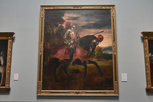 GrYtB1TWgAAU7th.jpg