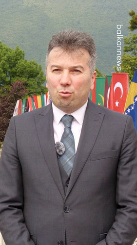 UmCEza5 eVrH anQ.jpg