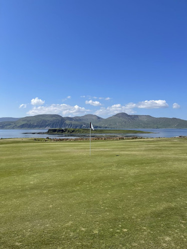 GrY3Zn7XwAENWsF.jpg
