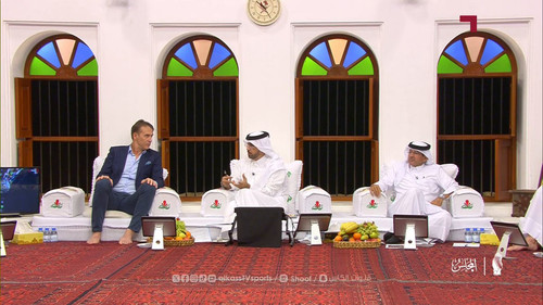 phIQyosSqM OUKdz.jpg