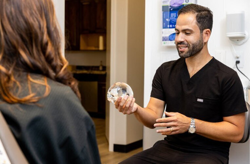 Phoenix Plastic Surgeon.jpg