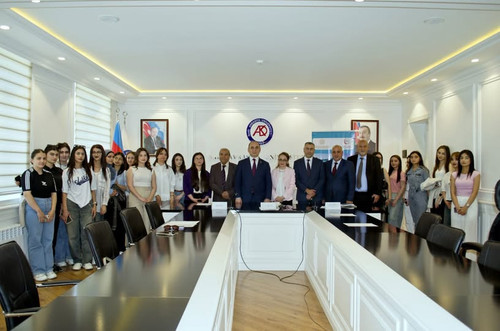 501226641 24152972400976117 8540617261372472497 n.jpg?stp=dst jpg p180x540 tt6& nc cat=102&ccb=1 7& .jpg