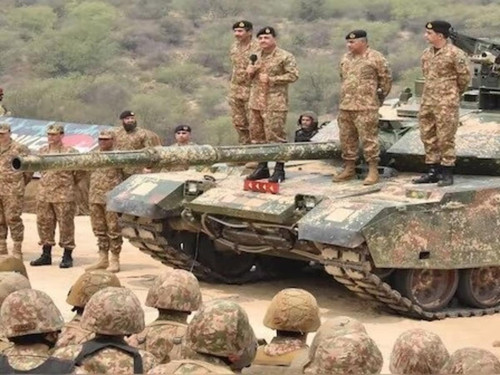 Pakistan Army Commander 1748021727526 1748021727859.jpg